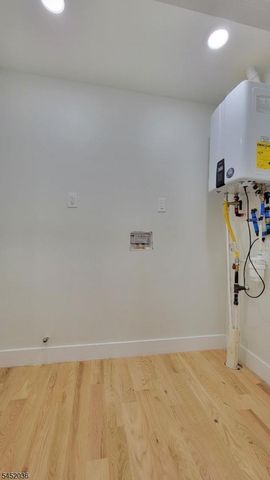 135 Lake Shore Dr, Parsippany-troy Hills Twp., NJ 07054
