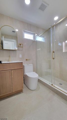 135 Lake Shore Dr, Parsippany-troy Hills Twp., NJ 07054