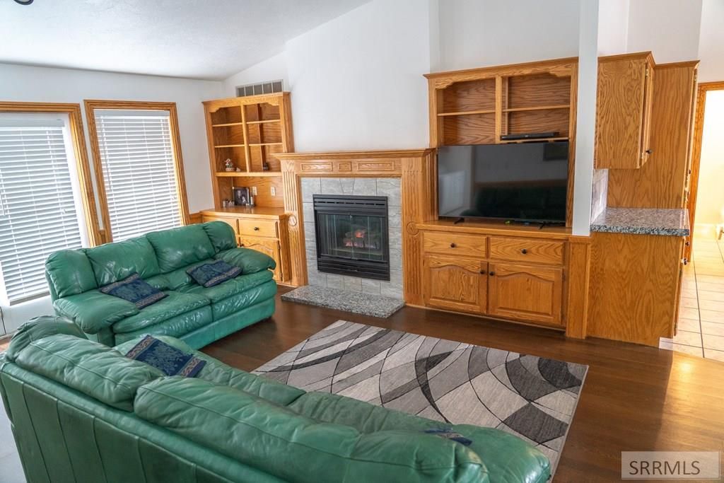 Image 15 of property listing at 266 Nez Perce Ave, Rexburg, ID 83440