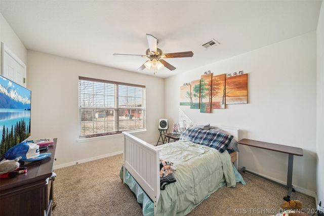 5452 S 369th West Avenue, Mannford, OK 74044