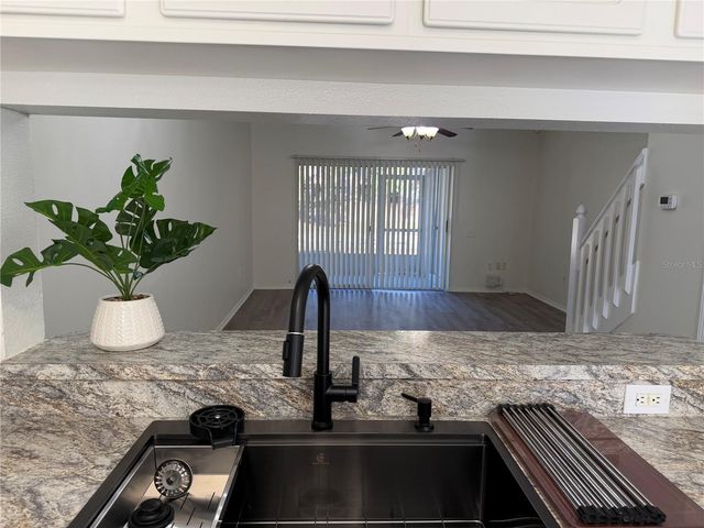 1206 KENNEWICK COURT, Wesley Chapel, FL 33543