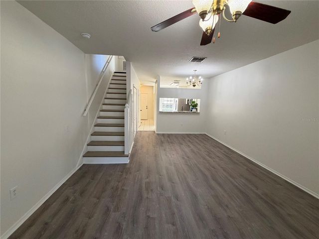 1206 KENNEWICK COURT, Wesley Chapel, FL 33543