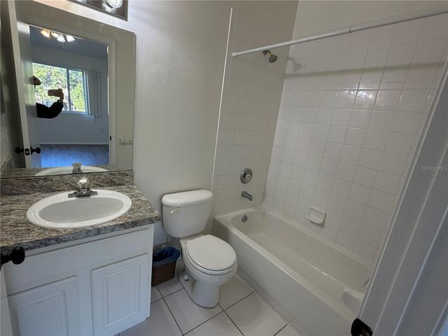 1206 KENNEWICK COURT, Wesley Chapel, FL 33543