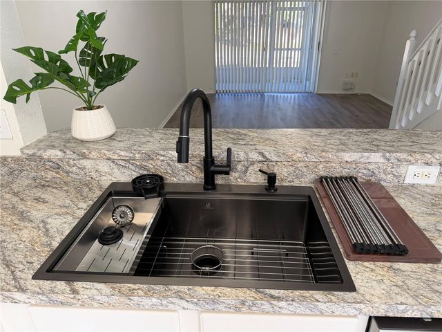 1206 KENNEWICK COURT, Wesley Chapel, FL 33543