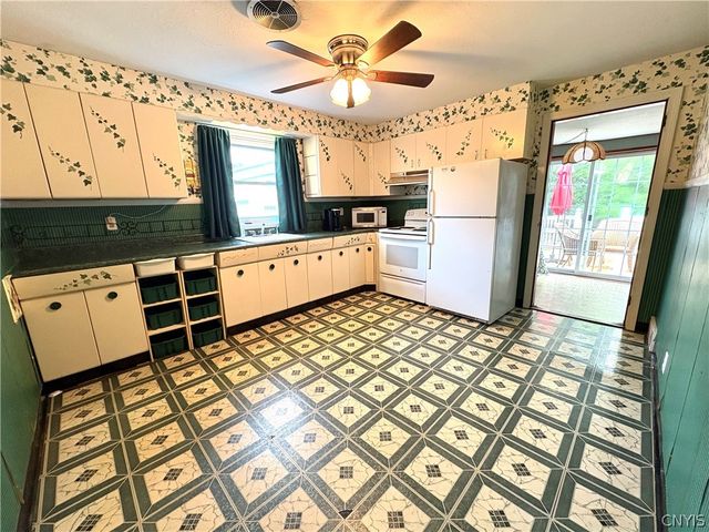 51 Fleming Street, Auburn, NY 13021