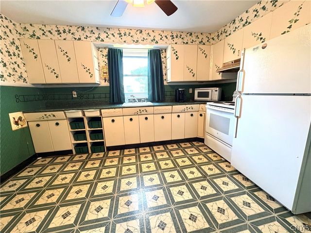 51 Fleming Street, Auburn, NY 13021