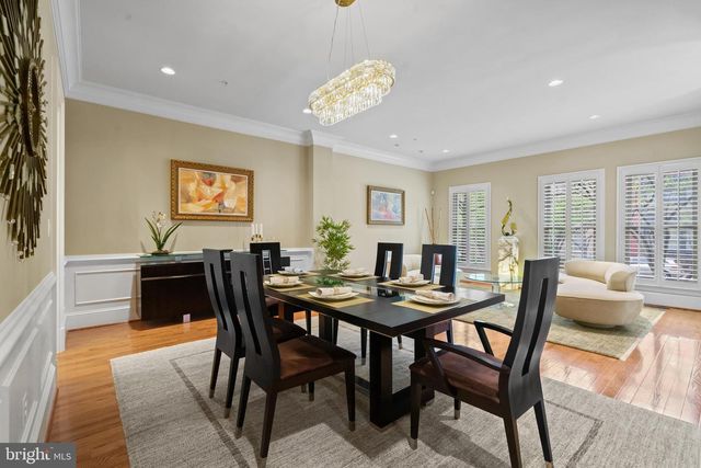 7820 CADBURY AVE, Potomac, MD 20854
