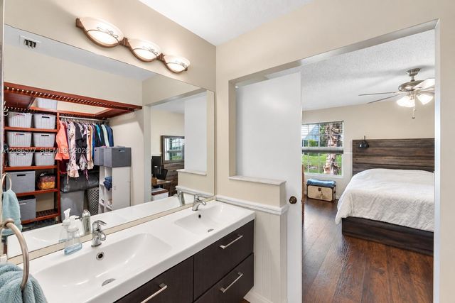 3839 Island Club Circle, Lake Worth, FL 33462