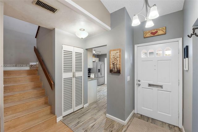 3839 Island Club Circle, Lake Worth, FL 33462