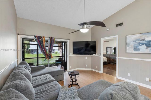 3839 Island Club Circle, Lake Worth, FL 33462