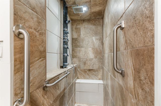 203 Walnut Way, Euless, TX 76039