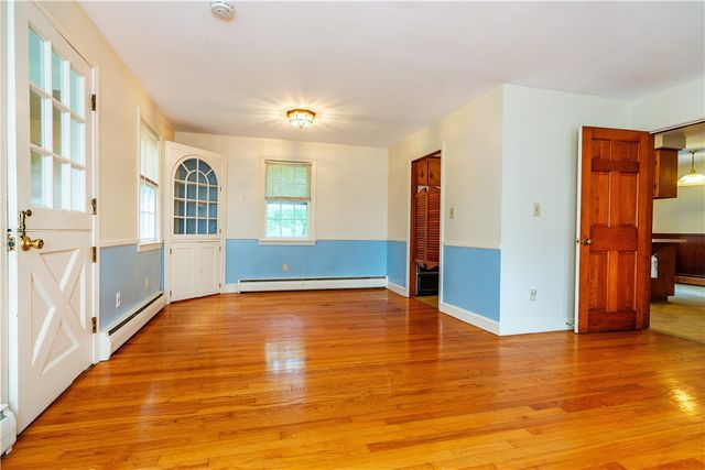 90 Moswansicut Lake Drive, Scituate, RI 02857