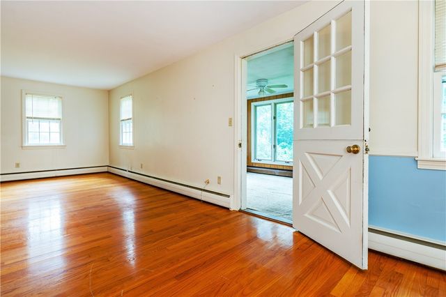 90 Moswansicut Lake Drive, Scituate, RI 02857