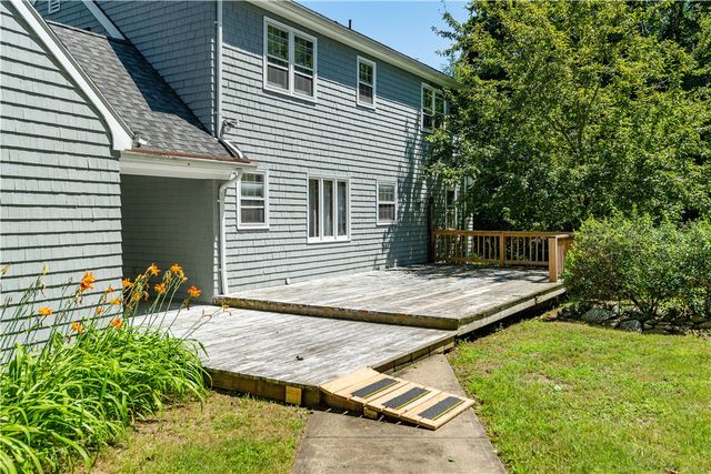 90 Moswansicut Lake Drive, Scituate, RI 02857