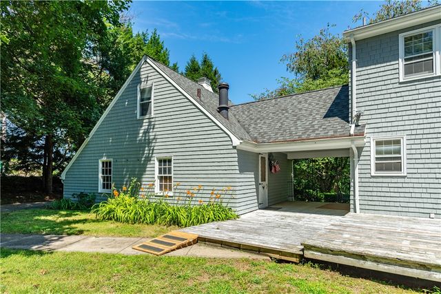 90 Moswansicut Lake Drive, Scituate, RI 02857