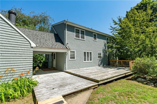 90 Moswansicut Lake Drive, Scituate, RI 02857