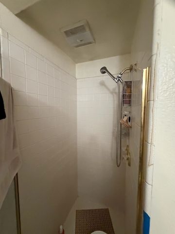 2324 6th St, Hughson, CA 95326