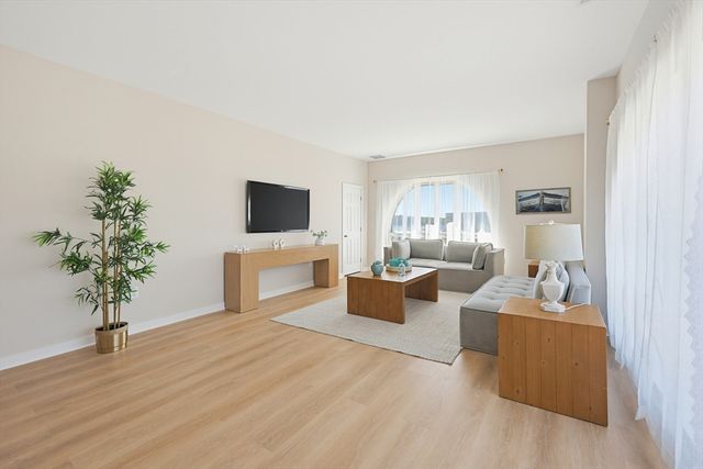 45 Main St 35, Wareham, MA 02571