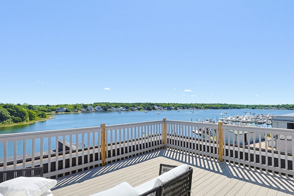 45 Main St 35, Wareham, MA 02571