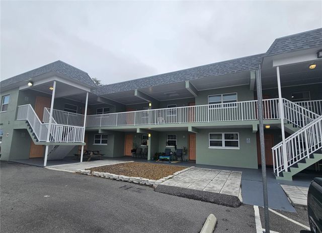 2035 ALPINE ROAD 4, Clearwater, FL 33755