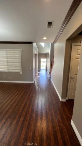 28467 Falcon Crest, Canyon Country, CA 91351