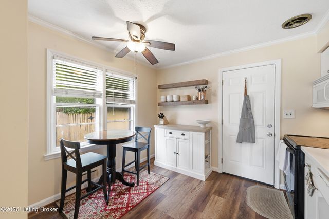 2512 Browns Ln, Louisville, KY 40220