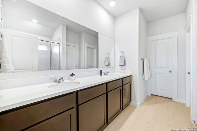 3621 Meteor, New Braunfels, TX 78130