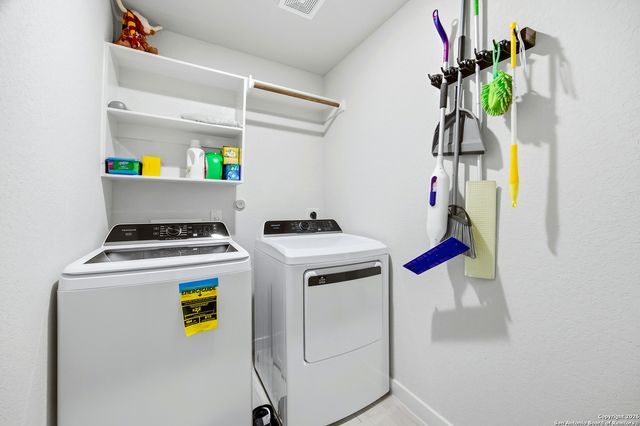 3621 Meteor, New Braunfels, TX 78130