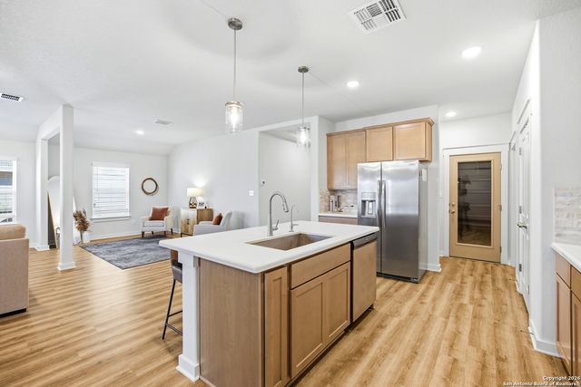 3621 Meteor, New Braunfels, TX 78130