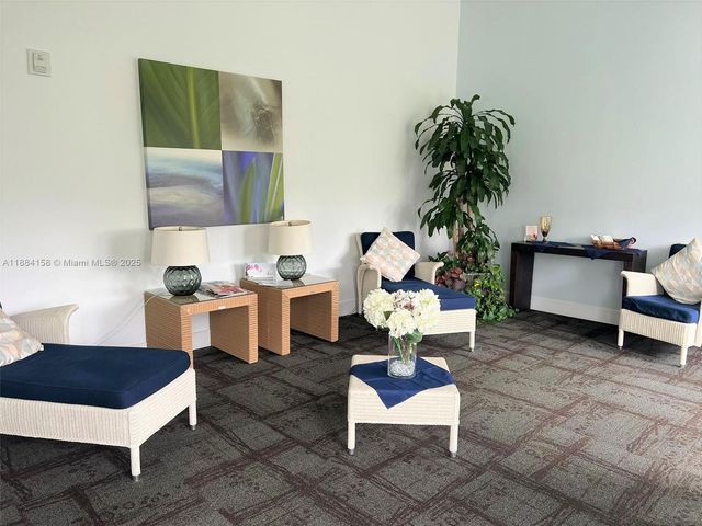 5300 NW 87th Ave 701, Doral, FL 33178