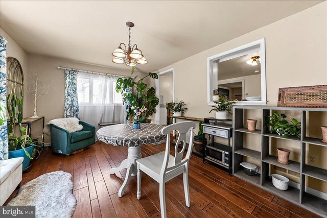 26 GREENTREE LN, Malvern, PA 19355