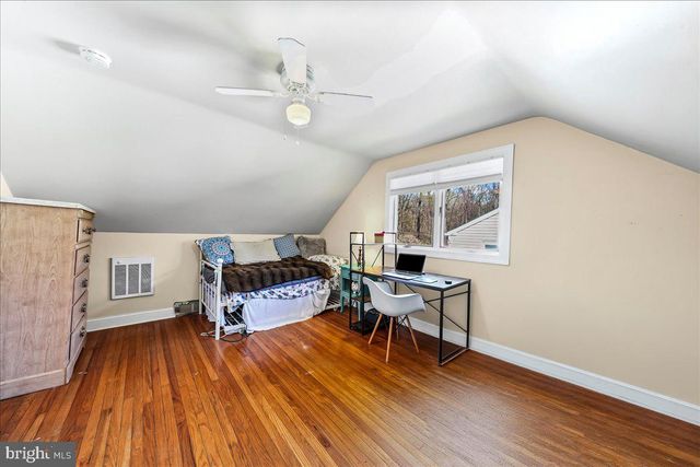 26 GREENTREE LN, Malvern, PA 19355