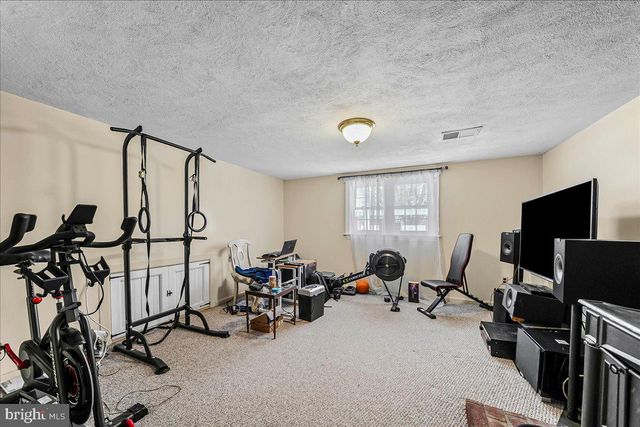 26 GREENTREE LN, Malvern, PA 19355