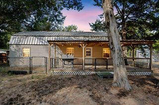134 Maple 1 Avenue, Streetman, TX 75859