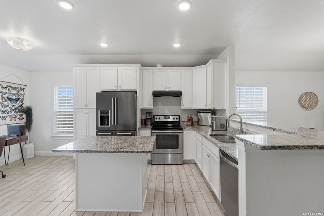 5727 Midcrown, San Antonio, TX 78218