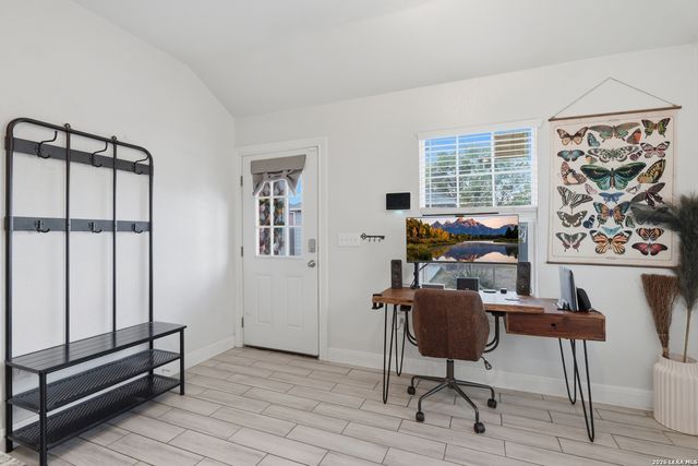 5727 Midcrown, San Antonio, TX 78218