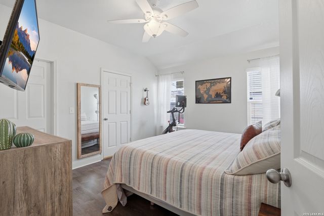 5727 Midcrown, San Antonio, TX 78218