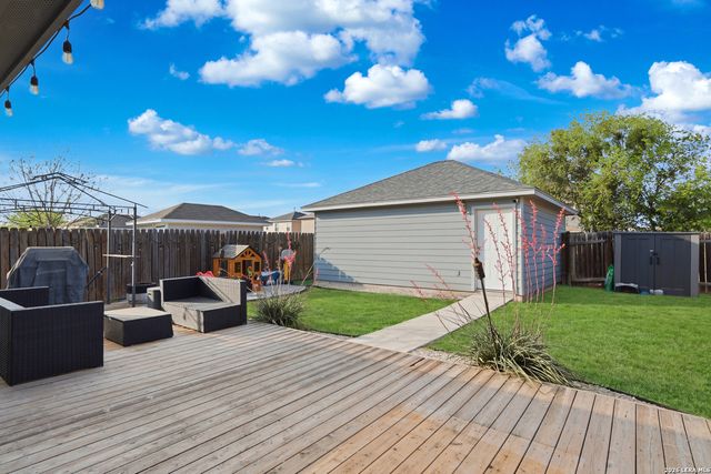 5727 Midcrown, San Antonio, TX 78218