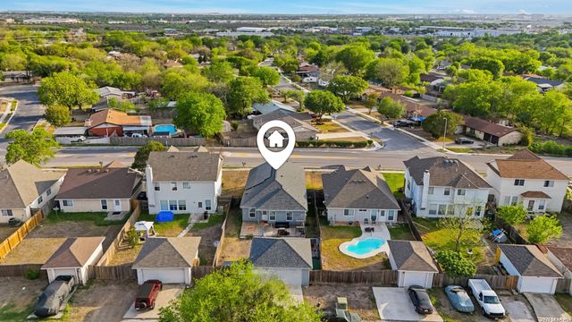 5727 Midcrown, San Antonio, TX 78218