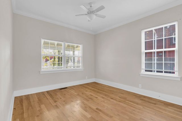 702 S Greenwood Avenue, Chattanooga, TN 37404