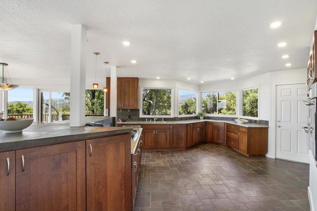 415 Golden Oak Drive, Portola Valley, CA 94028
