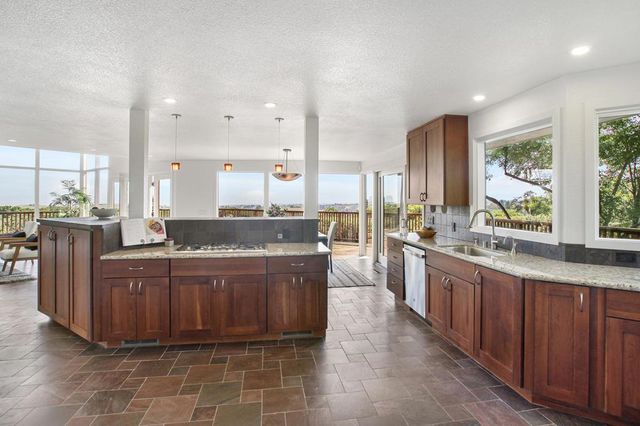 415 Golden Oak Drive, Portola Valley, CA 94028