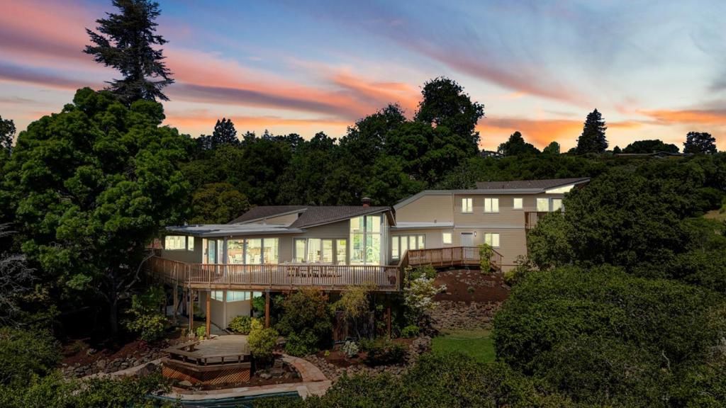 415 Golden Oak Drive, Portola Valley, CA 94028
