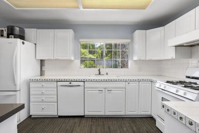 1001 Ontario St, Escondido, CA 92025