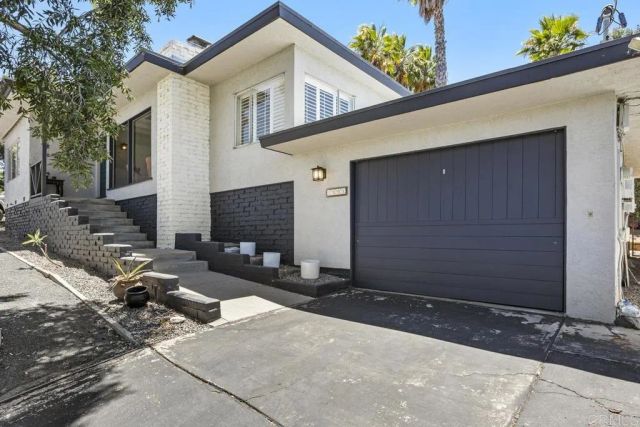 1001 Ontario St, Escondido, CA 92025