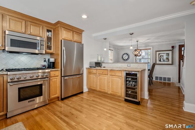 717 Riverside Drive, Fairfield, CT 06824