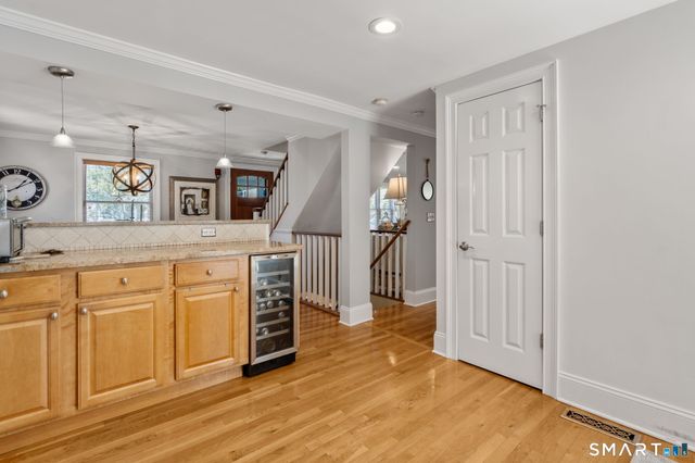 717 Riverside Drive, Fairfield, CT 06824