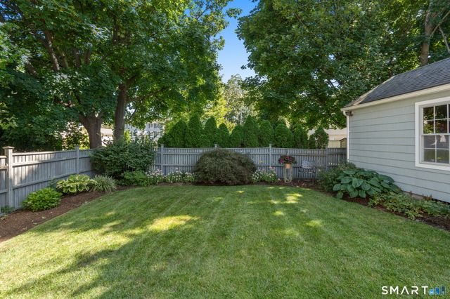 717 Riverside Drive, Fairfield, CT 06824