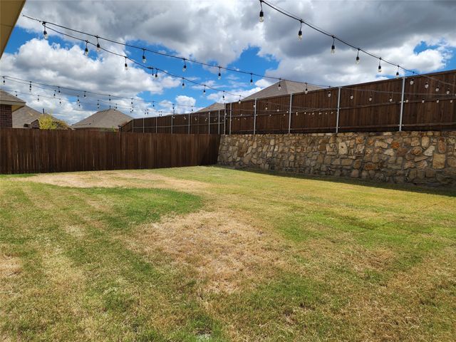 3005 Sovereignty Drive, Denton, TX 76207