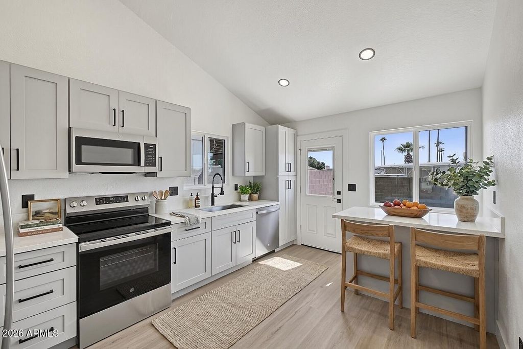 9809 E BIRCHWOOD Avenue, Mesa, AZ 85208 — photo 2